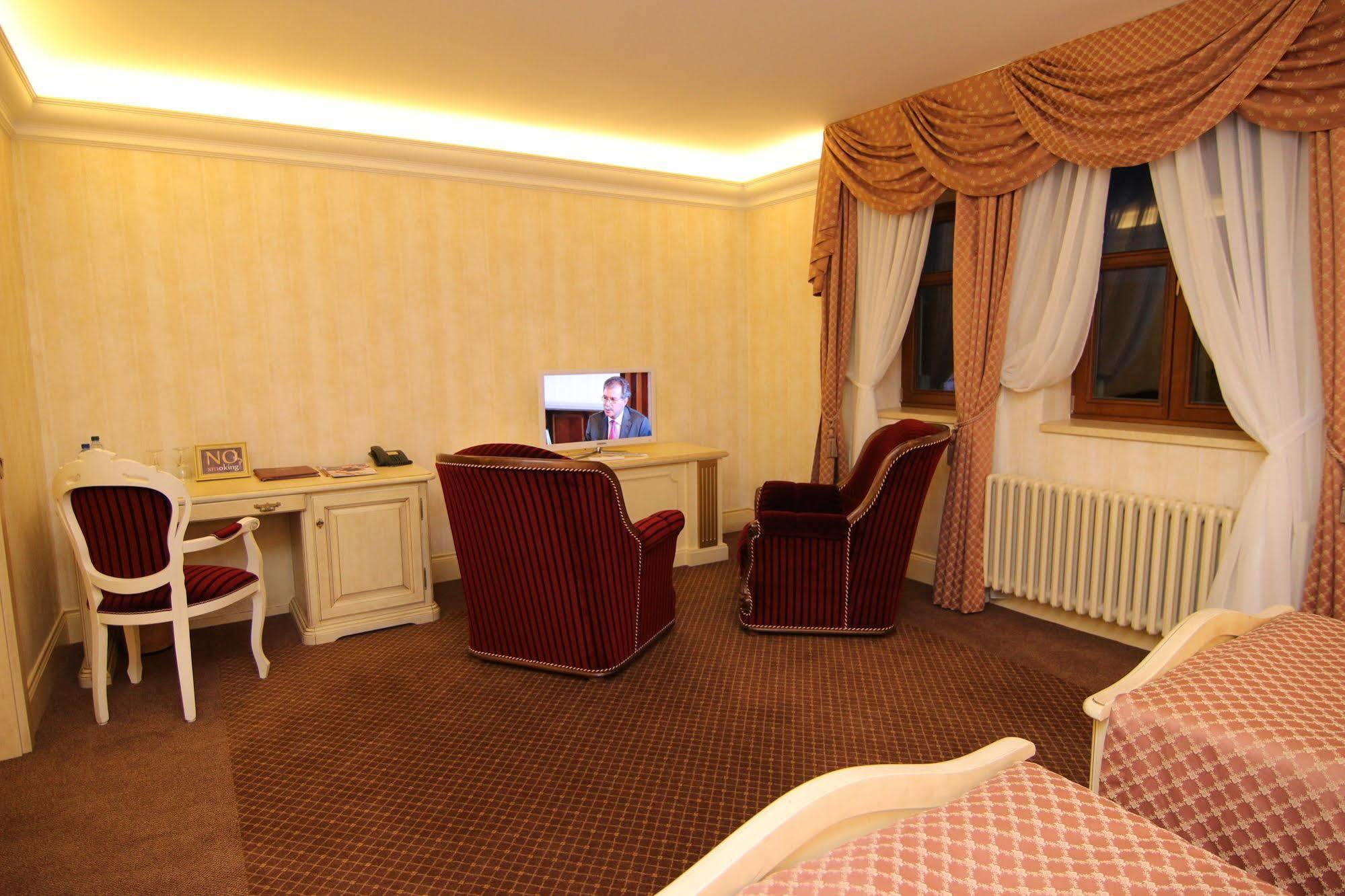 Royal Golf Hotel Karlovy Vary Luaran gambar